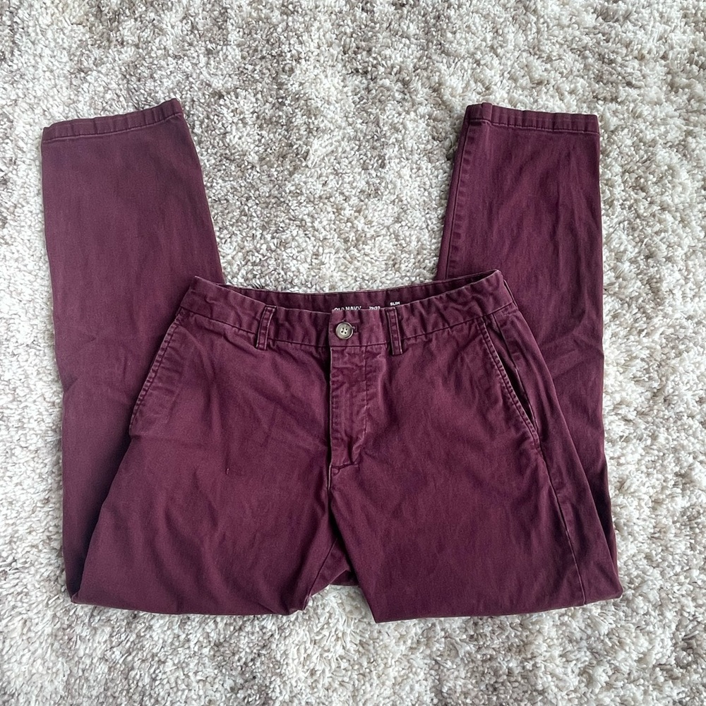 Old Navy Men’s Burgundy Chino Pants